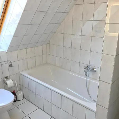 Gorch Fock Strasse 12 *